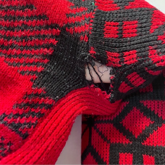 Vintage Teddy Bear Knit Holiday Sweater Red Black Metallic - Picture 5 of 8